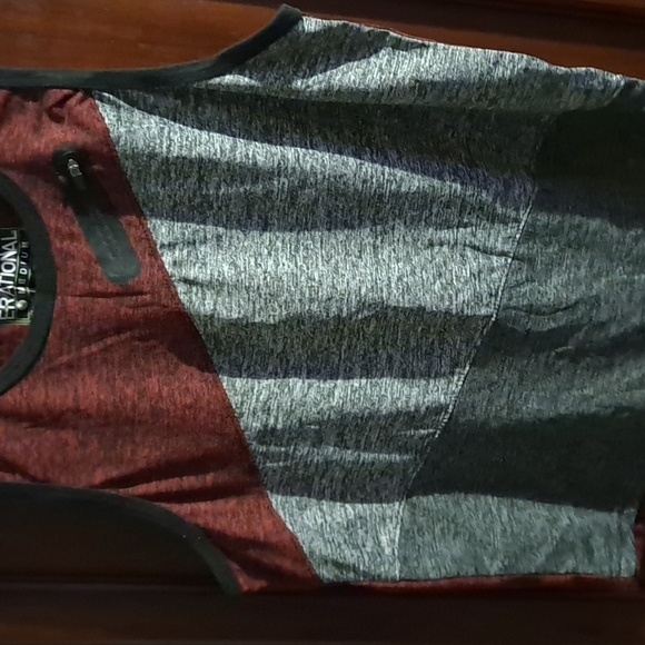 Tanktop mens size M Red black red and gray - Picture 4 of 4